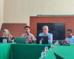 Fakultas Teknik dan Pertanian USBR Melakukan Review Penyusunan LED dan DKPS Persiapan Akreditasi Seluruh Prodi di FTP