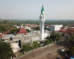 Surat Edaran Rektor USBR No. 053 Tahun 2025 – Penetapan Libur dan Cuti Bersama Bulan Ramadhan dan Hari Raya Idul Fitri 1446H