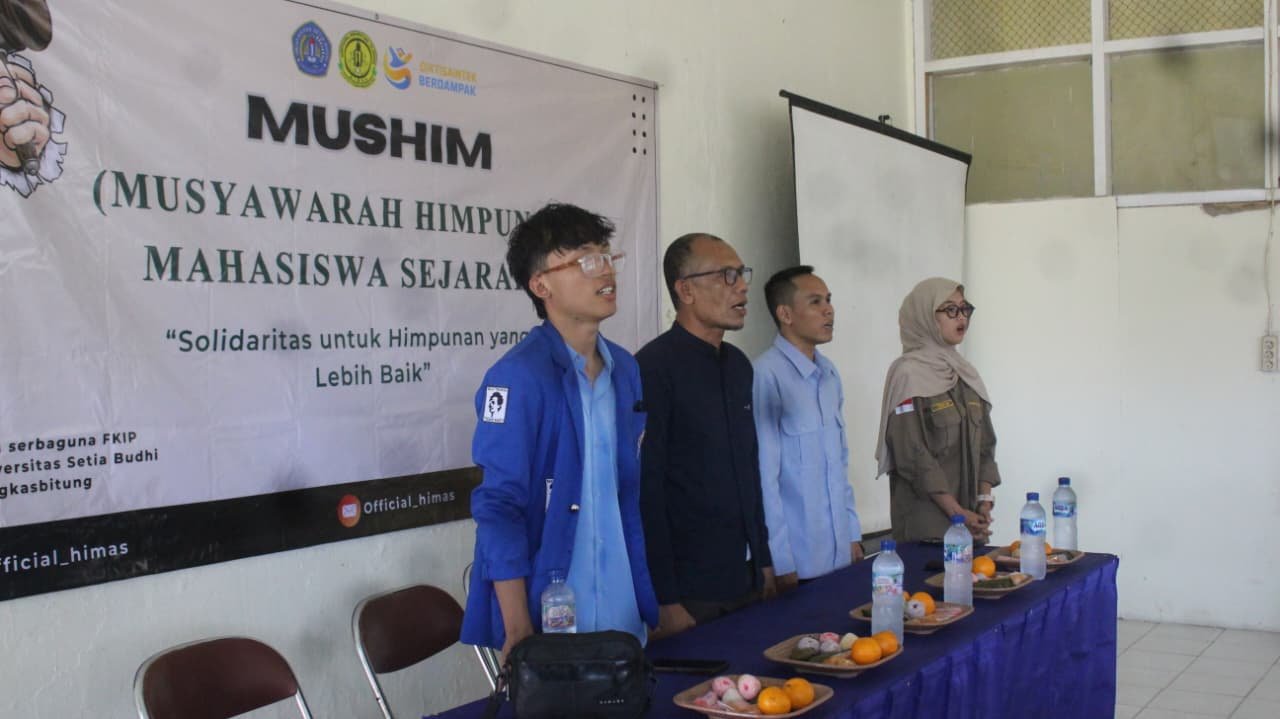 You are currently viewing MUSHIM Himpunan Mahasiswa Sejarah USBR Menguatkan Solidaritas untuk Organisasi yang Lebih Baik