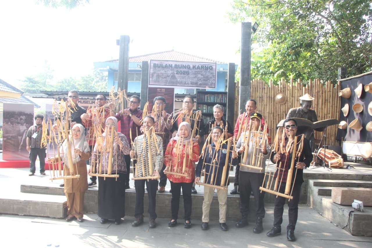 You are currently viewing USBR Hadiri Pembukaan Bulan Bung Karno 2026 di Museum Multatuli
